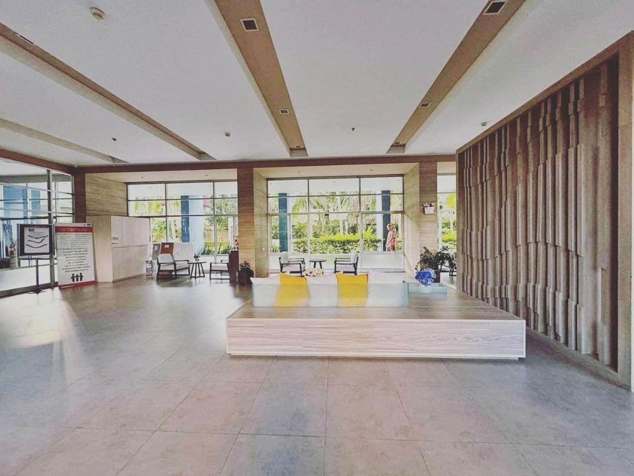Studio Room Seaview Jomtien Bagian luar foto