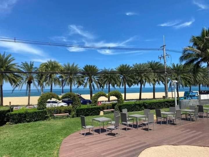 Studio Room Seaview Jomtien Bagian luar foto